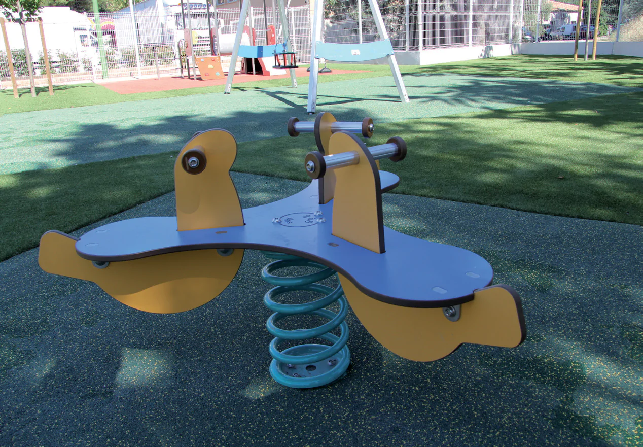 JEUX A RESSORT COLLECTIF