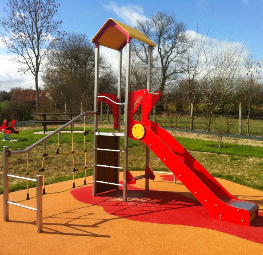STRUCTURE DE JEUX OSMOZ 1002